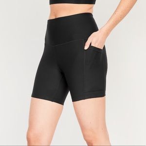 NWT Old Navy Bike Short